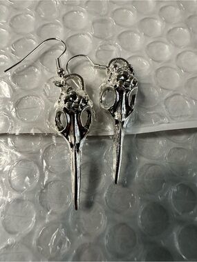 Silver Bird Skull Drop Earrings - Women's Gothic Jewelry